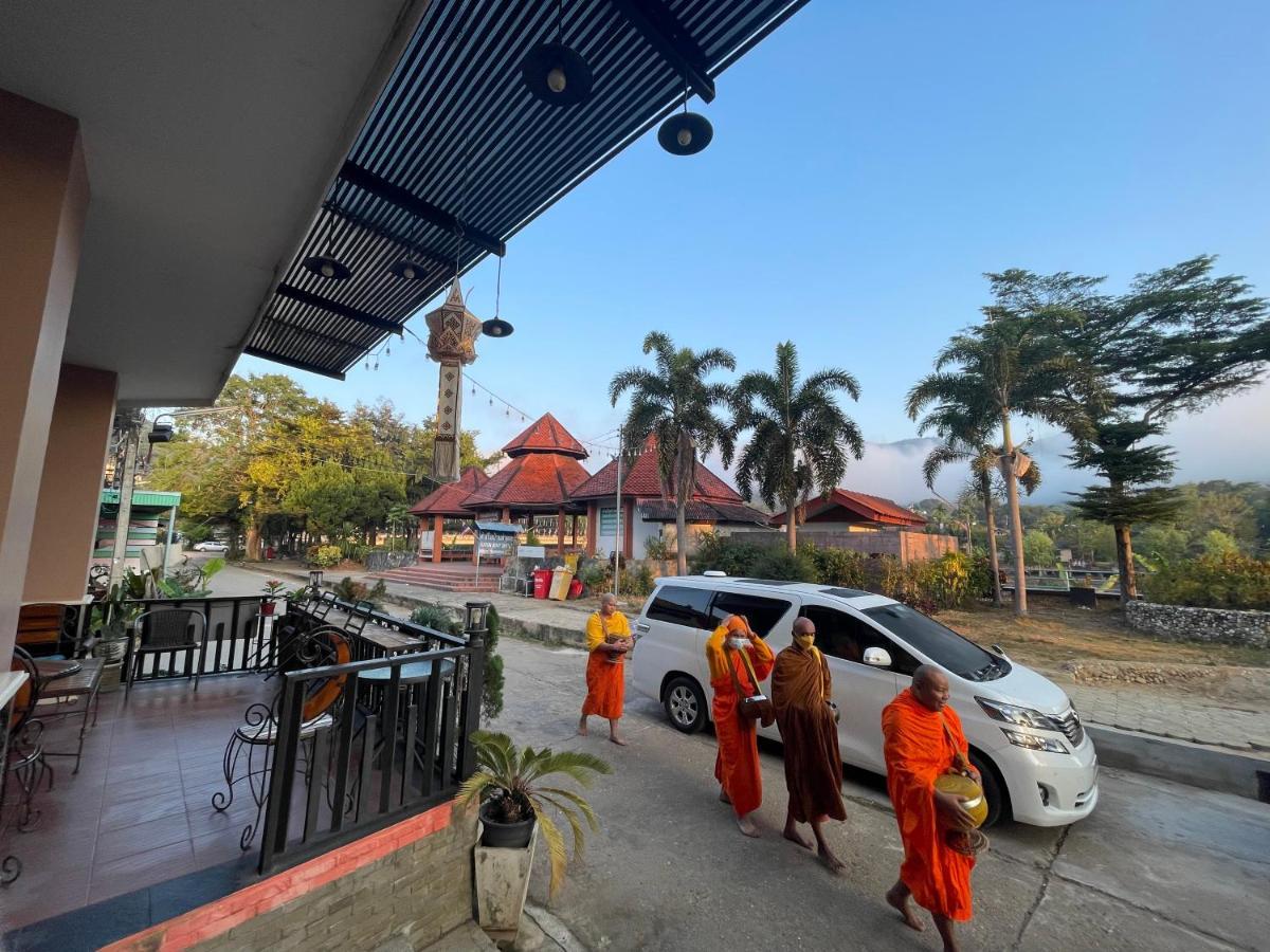 Saranya River House สรัญญาริเวอร์เฮาส์ Mae Ai Buitenkant foto